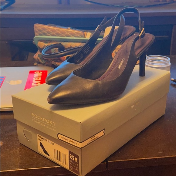 Rockport total motion slingback pump Clearance